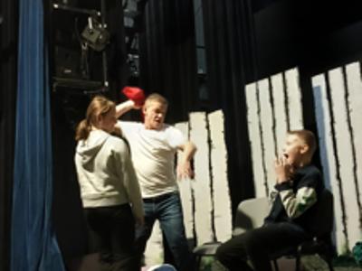 wyjazd do  Teatru Lalki i Aktora w Łomży