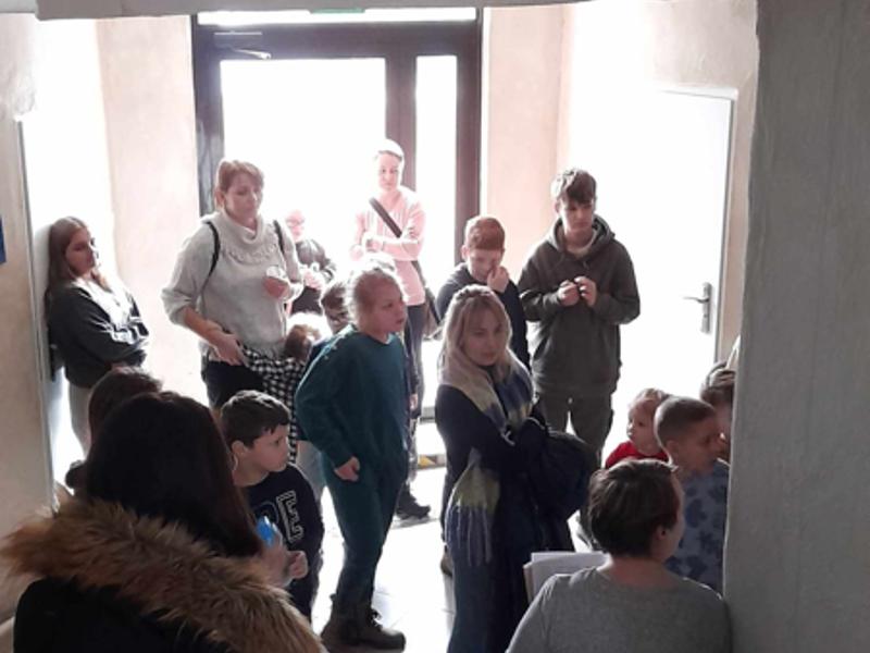 Gwiezdna przygoda w mobilnym planetarium.