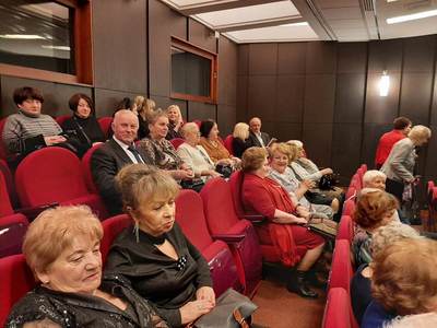 Słuchacze AWD na widowni w Teatrze Wielkim