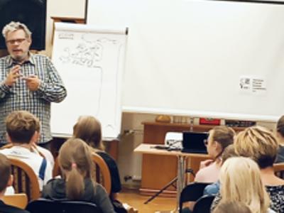 Paweł Wakuła podczas spotkania 