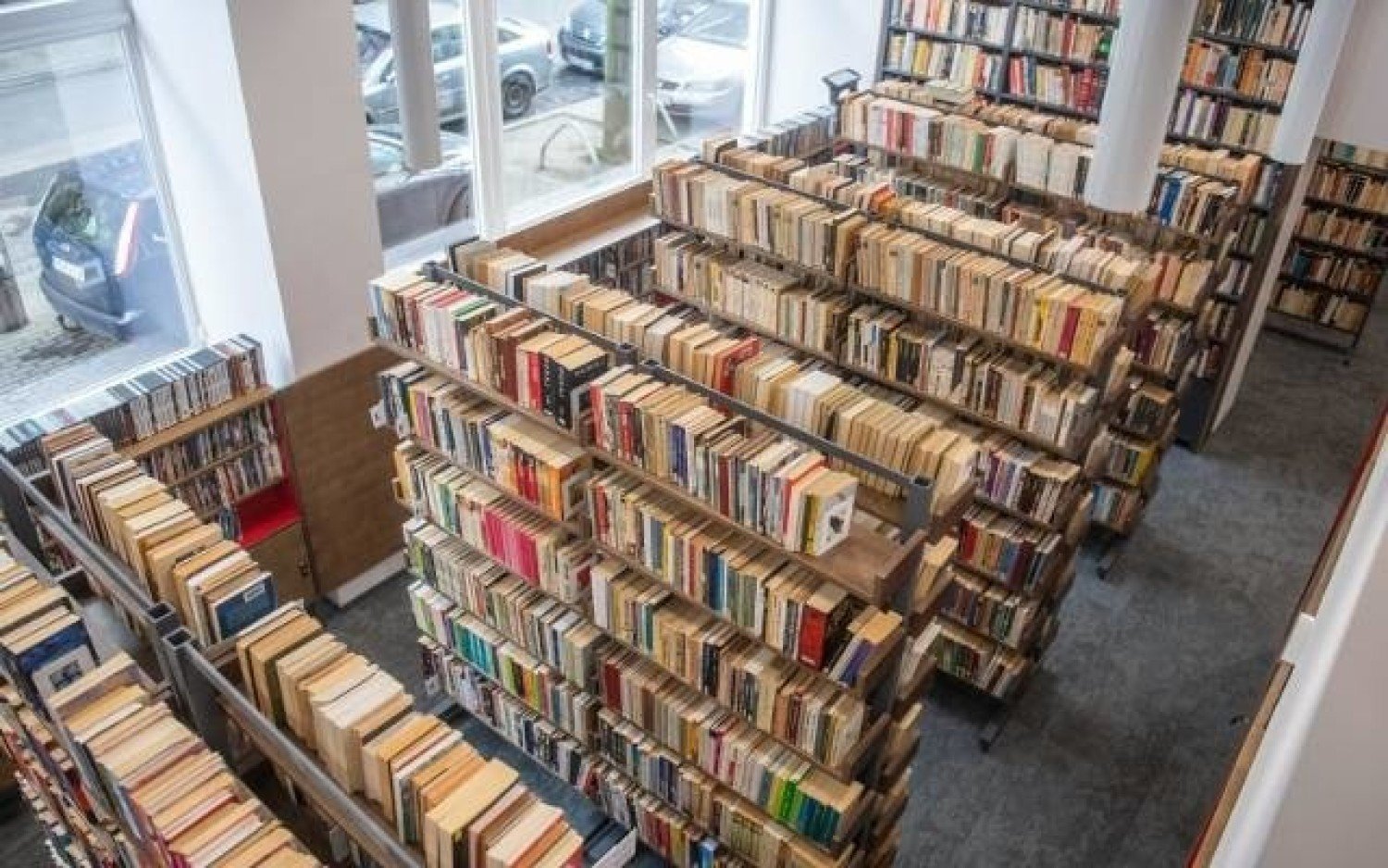 Wnętrze Biblioteki