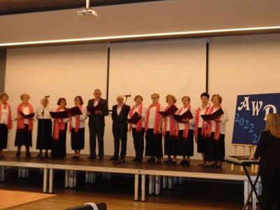 Sekcja chóru śpiewająca Gaudeamus