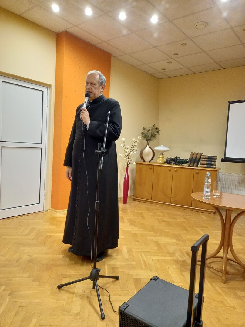 Ks. Stefan Majewski Proboszcz parafii Kaletnik