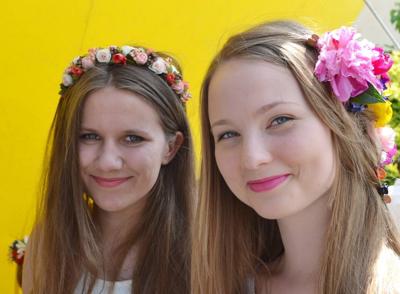 Aleksandra Basak i Karolina Klusek Dożynki w Klasztorze Ojców Bernardynów