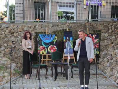 Urodziny Witolda Gombrowicza na Skwerze jego imienia w Opatowie