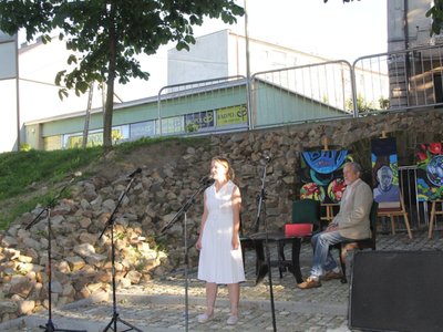 Urodziny Witolda Gombrowicza na Skwerze jego imienia w Opatowie