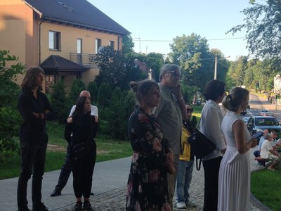 Urodziny Witolda Gombrowicza na Skwerze jego imienia w Opatowie