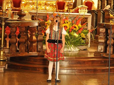 Obraz Matki Boskiej Częstochowskiej na Bramie Warszawskiej w Opatowie