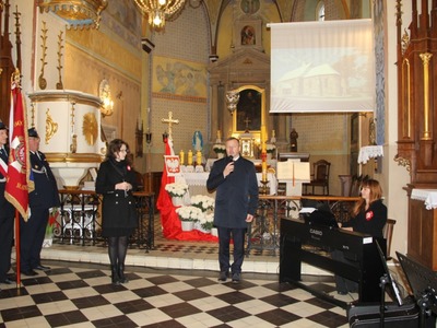 Koncert Opatowskich Diamentów i instrumentalistów w Ptkanowie