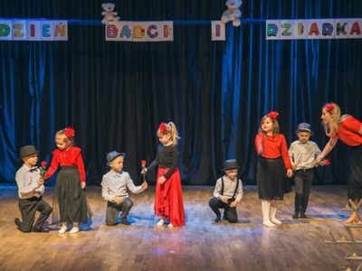 Dzień Babci i Dzień Dziadka

Koncert w wykonaniu wychowanków

Przedszkola Ha Ha Ha w Opatowie