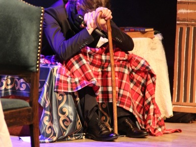 Spektakl teatralny Mogiła Powstańca w wykonaniu Młodzieżowej Grupy Teatralnej "Paradoks"
