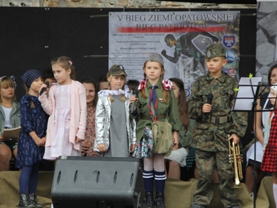 Koncert "Warto jest wierzyć" - Brama Warszawska