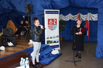 „Narkotyki, dopalacze - nie tędy droga!” Powiatowa Młodzieżowa Debata w Szydłowcu - zdjęcie 71