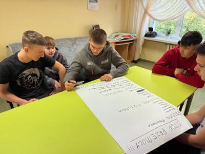 Zajęcia profilaktyczne na temat przemocy rówieśniczej - zdjęcie 2