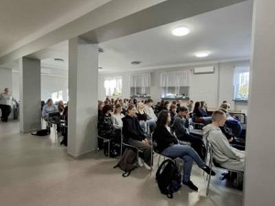 Spotkanie na temat dmania o zdrowie psychiczne - Liceum Ogólnokształconcego w Szydłowcu - zdjęcie 5