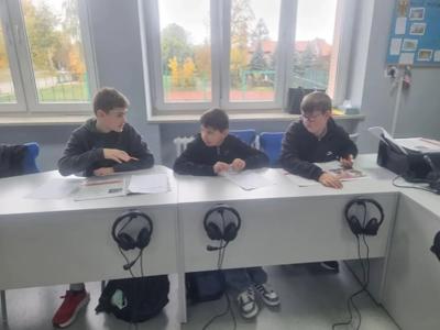 Warsztaty edukacyjne dla uczniów klas VII - zdjęcie 8