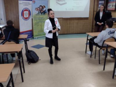 Spotkanie z okazji zbliżającego się #ŚwiatowegoDniaAIDS, przypadającego na dzień 1 grudnia - zdjęcie 4