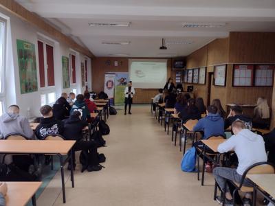 Spotkanie z okazji zbliżającego się #ŚwiatowegoDniaAIDS, przypadającego na dzień 1 grudnia - zdjęcie 7