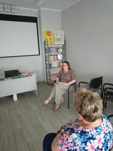 Prowadząca warsztaty Wspierający Rodzic