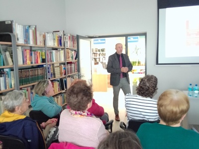 Spotkanie dla seniorów "Senior bezpieczny w sieci"