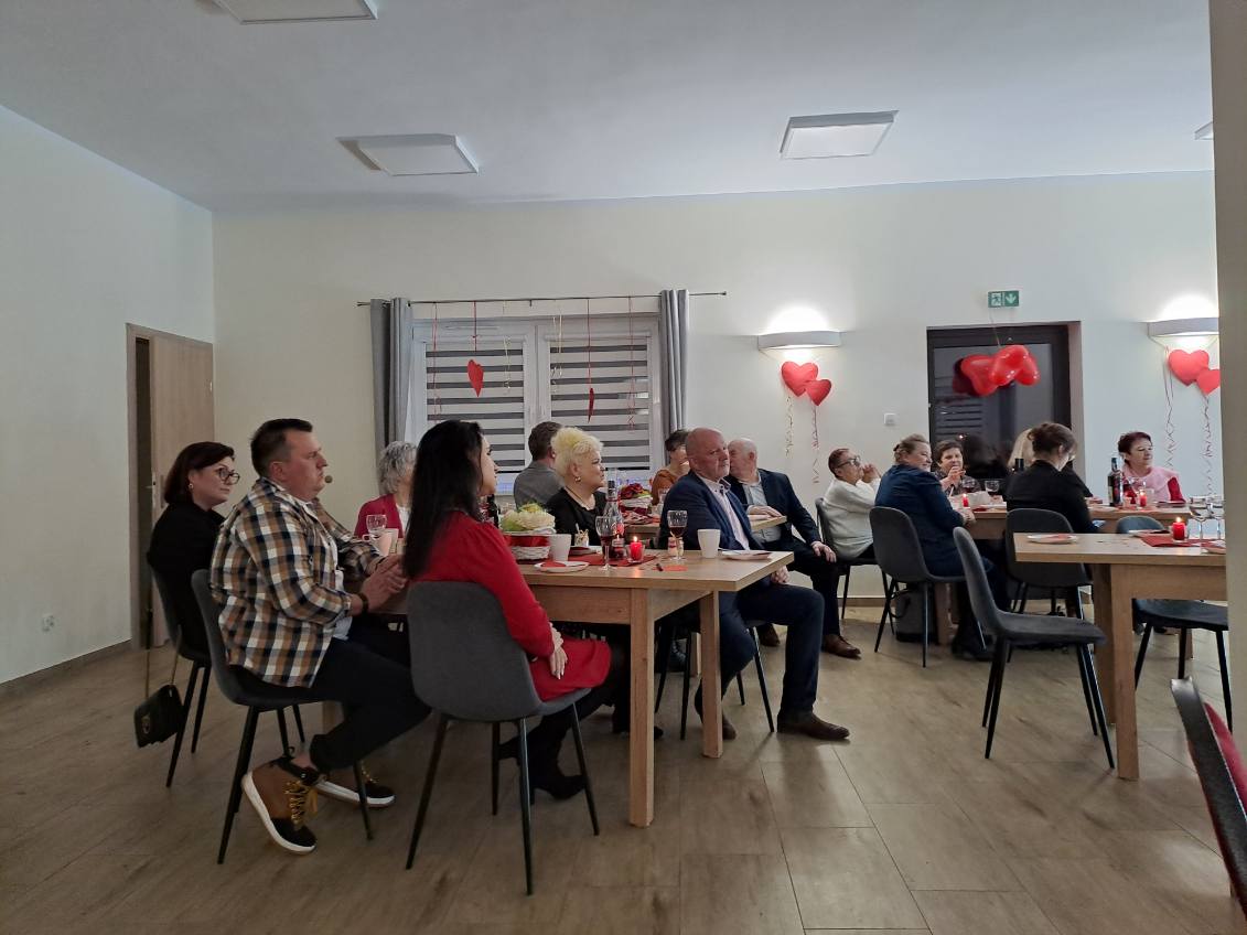 W dniu 12 lutego Klub Senior+ zorganizował Kawiarenkę Walentynkową