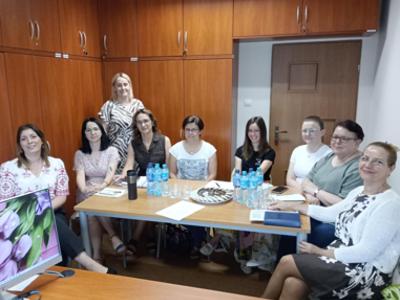 Zdjęcie osób biorących udział w spotkaniu