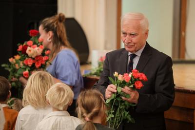 Klawesyn - potomek harfy, poprzednik fortepianu - bohaterem koncertów umuzykalniających