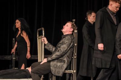 "Hamlet. Komentarz". Spektakl w wykonaniu Teatru Pieśń Kozła