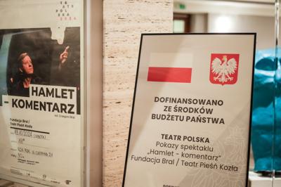 "Hamlet. Komentarz". Spektakl w wykonaniu Teatru Pieśń Kozła