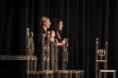 "Hamlet. Komentarz". Spektakl w wykonaniu Teatru Pieśń Kozła