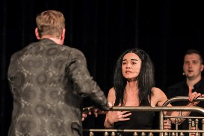 "Hamlet. Komentarz". Spektakl w wykonaniu Teatru Pieśń Kozła