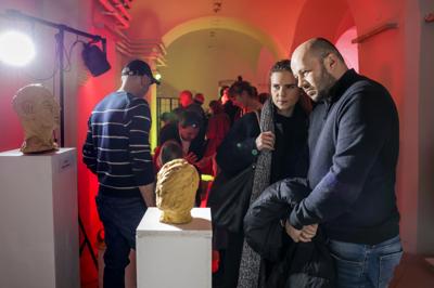 Wernisaż wystawy KOLOR, FORMA, TREŚĆ pracowni Rzeźby RCK w dawnym Labiryncie