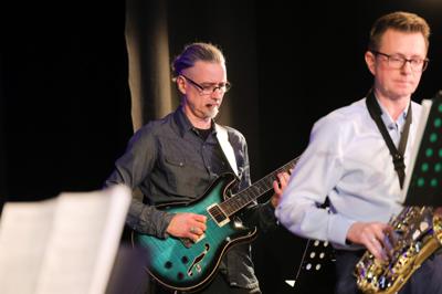 Koncert Zimowy zespołu Grupa Bez Nazwy na sali widowiskowej Domu Kultury "Strzecha"