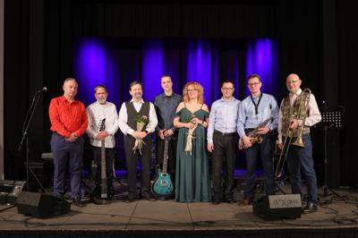 Koncert Zimowy zespołu Grupa Bez Nazwy na sali widowiskowej Domu Kultury "Strzecha"
