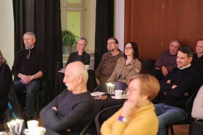 Spotkanie z cyklu W PUNKT z Jakubem Rusinem-Anderskim w saloniku artystycznym RCK RDK