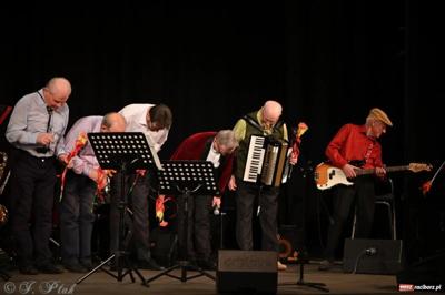 Koncert Zespołu 60 PLUS w Domu Kultury "Strzecha"