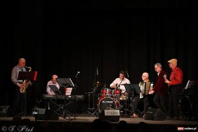 Koncert Zespołu 60 PLUS w Domu Kultury "Strzecha"