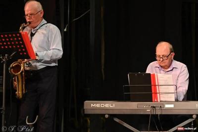 Koncert Zespołu 60 PLUS w Domu Kultury "Strzecha"