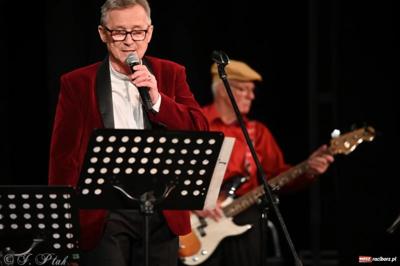 Koncert Zespołu 60 PLUS w Domu Kultury "Strzecha"