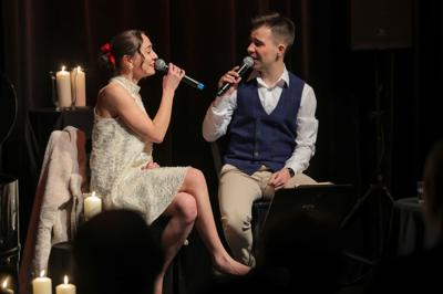 W cyklu ,,Scena Kameralnie'' koncert Magdaleny i Kamila Klimów z towarzyszeniem Łukasza Fulneczka na fortepianie.