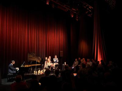 W cyklu ,,Scena Kameralnie'' koncert Magdaleny i Kamila Klimów z towarzyszeniem Łukasza Fulneczka na fortepianie.