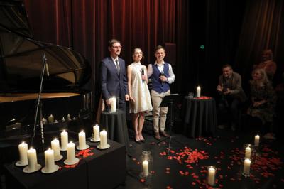 W cyklu ,,Scena Kameralnie'' koncert Magdaleny i Kamila Klimów z towarzyszeniem Łukasza Fulneczka na fortepianie.