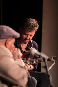 Keith Dunn, Grzegorz Kapołka, Łukasz Gorczyca. Koncert z cyklu "Bluesowe spotkania z RCK".
