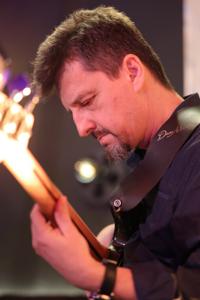 Keith Dunn, Grzegorz Kapołka, Łukasz Gorczyca. Koncert z cyklu "Bluesowe spotkania z RCK".