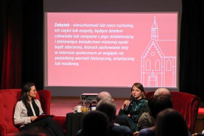 Spotkanie z cyklu W PUNKT z miejską konserwator zabytków Marią Olejarnik