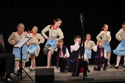 Koncert Zespołu Pieśni i Tańca "Strzecha" im. Joli Rymszy podsumowujący rok artystyczny 2024/2025