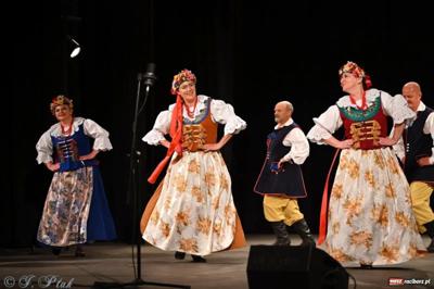 Koncert Zespołu Pieśni i Tańca "Strzecha" im. Joli Rymszy podsumowujący rok artystyczny 2024/2025