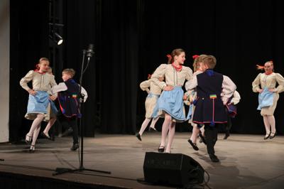 Koncert Zespołu Pieśni i Tańca "Strzecha" im. Joli Rymszy podsumowujący rok artystyczny 2024/2025