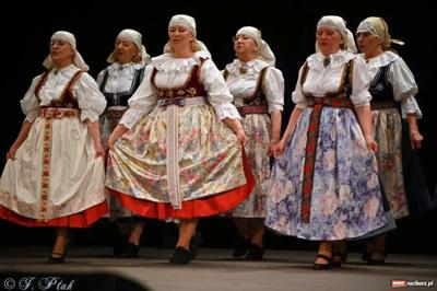 Koncert Zespołu Pieśni i Tańca "Strzecha" im. Joli Rymszy podsumowujący rok artystyczny 2024/2025