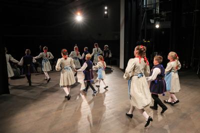 Koncert Zespołu Pieśni i Tańca "Strzecha" im. Joli Rymszy podsumowujący rok artystyczny 2024/2025